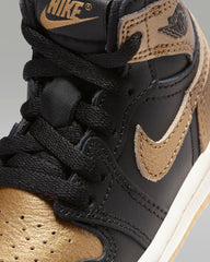 TENIS Jordan 1 Retro High OG "Black and Gold" -BABY Y NIÑOS PEQUEÑOS