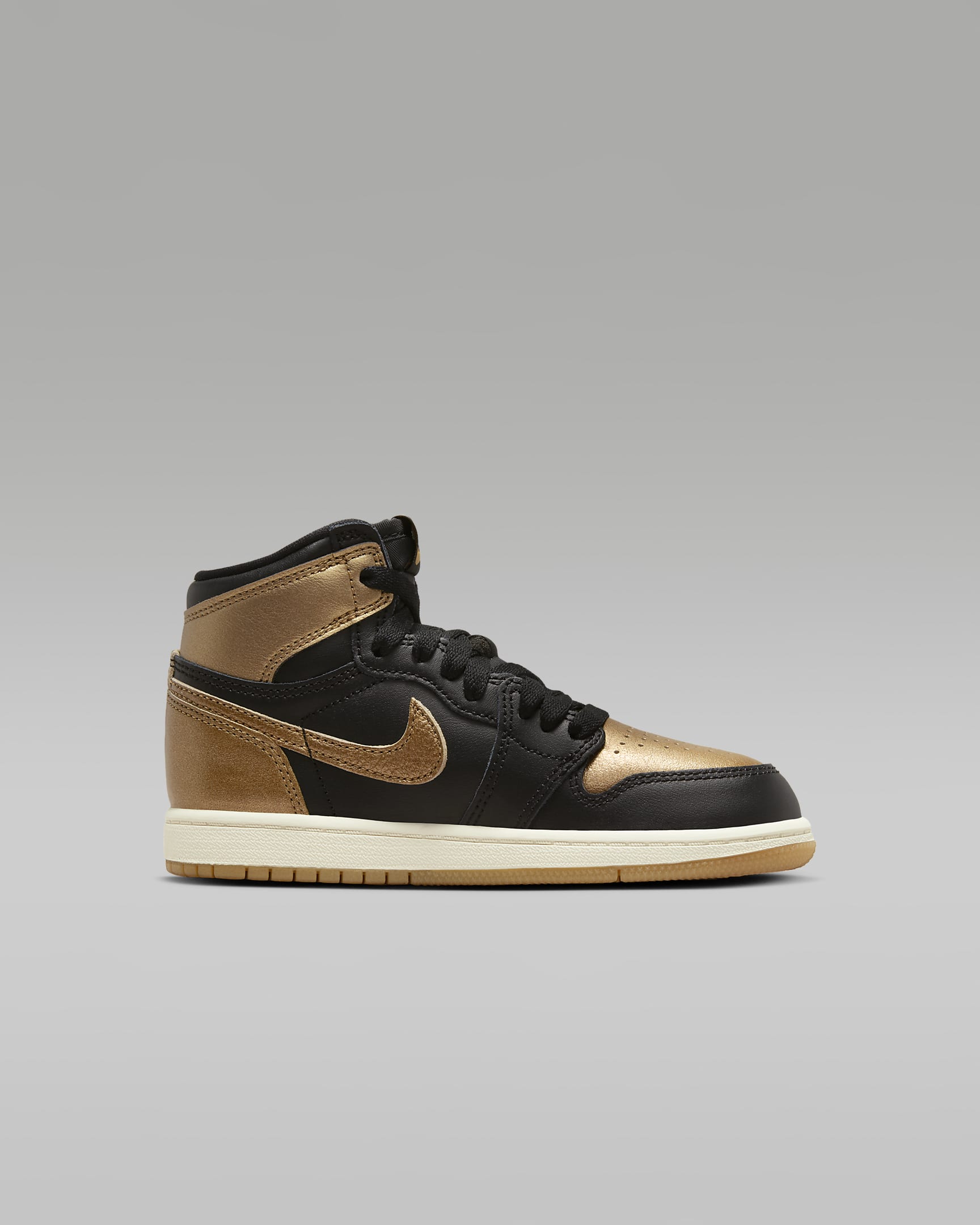 TENIS Jordan 1 Retro High OG "Black and Gold" - NIÑOS PEQUEÑOS