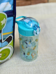 COMBO LONCHERA Y BOTELLA DE AGUA BLUEY + CAJA DE PLUMONES GRATIS